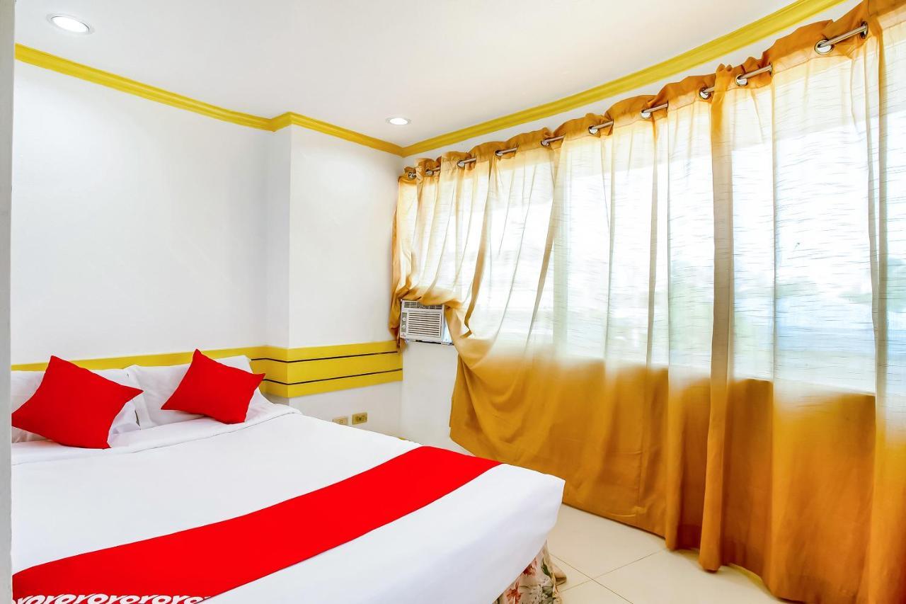 D' Abirus Inn Davao City Buitenkant foto
