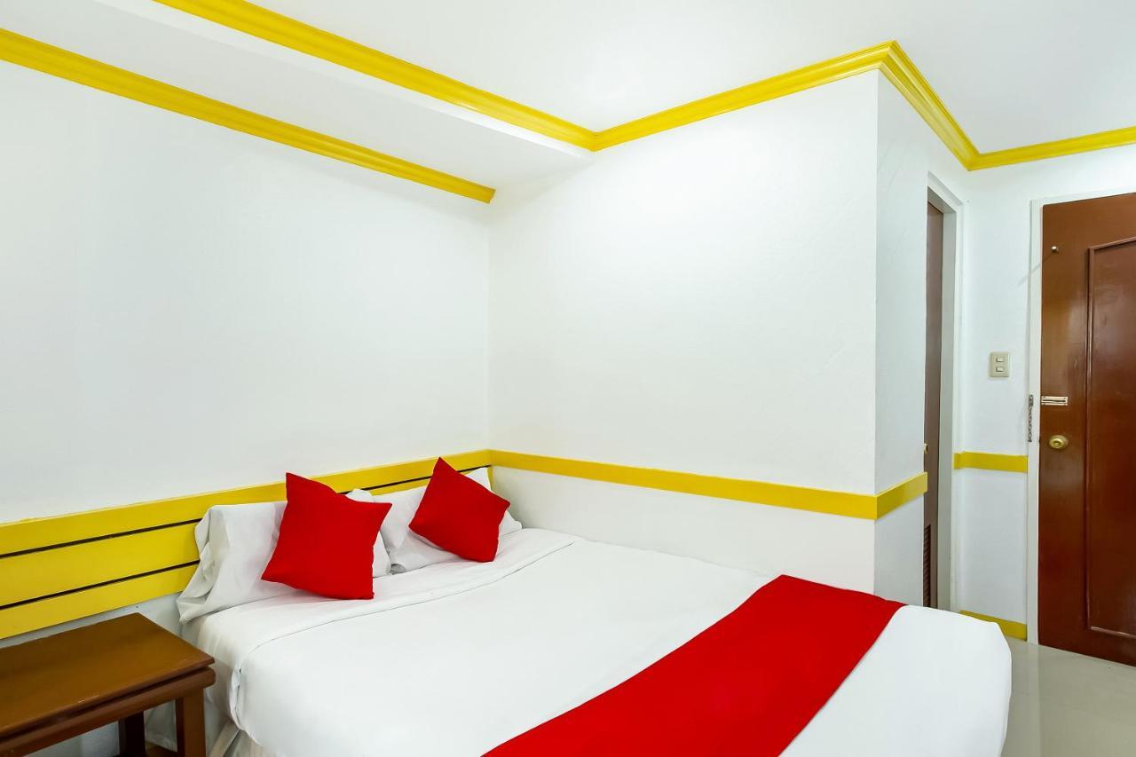 D' Abirus Inn Davao City Buitenkant foto