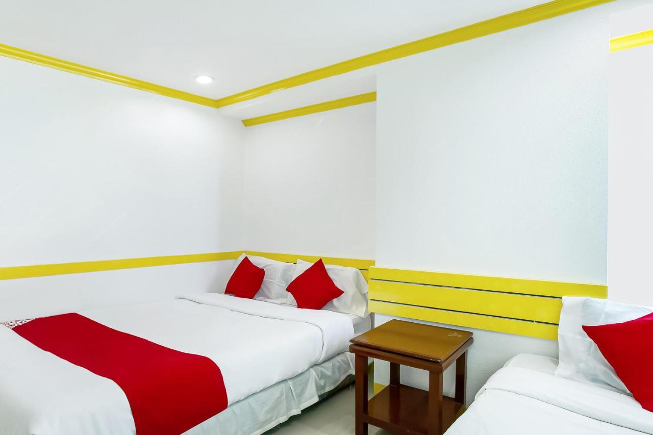 D' Abirus Inn Davao City Buitenkant foto