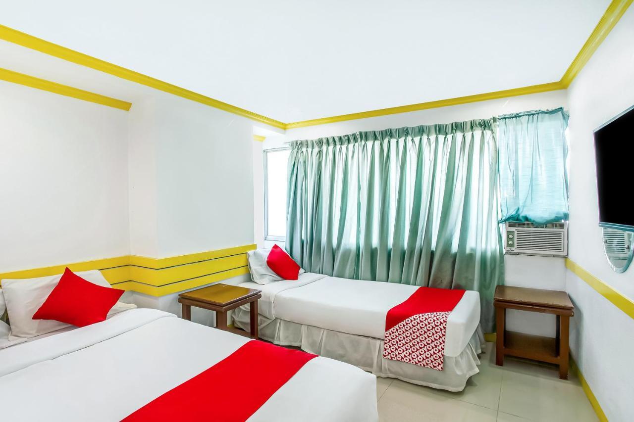 D' Abirus Inn Davao City Buitenkant foto