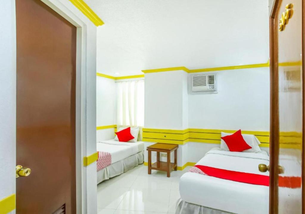 D' Abirus Inn Davao City Buitenkant foto
