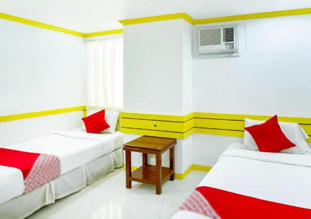 D' Abirus Inn Davao City Buitenkant foto